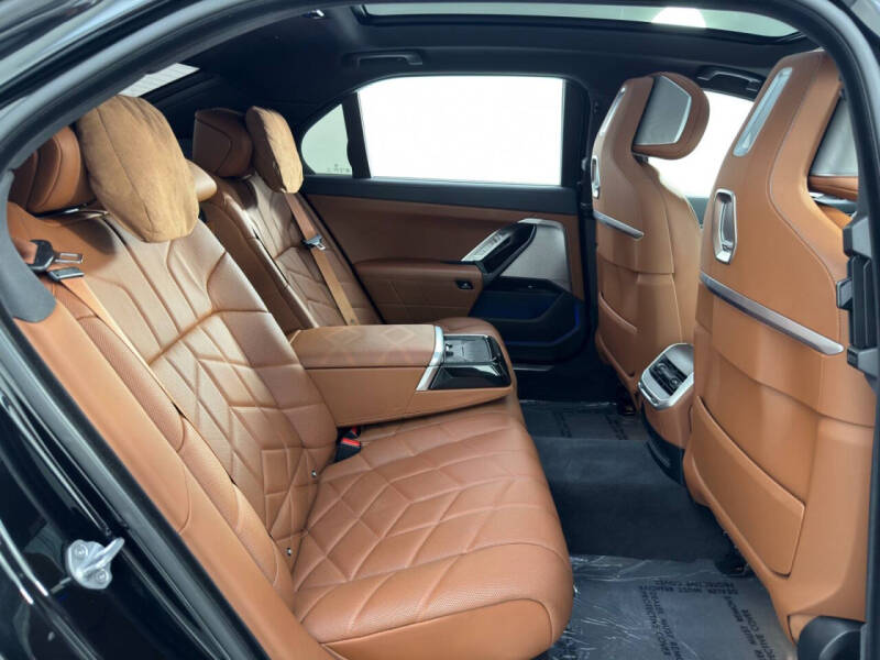 2024 BMW i7 eDrive50