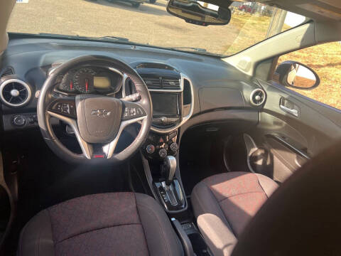 2019 Chevrolet Sonic LT Auto