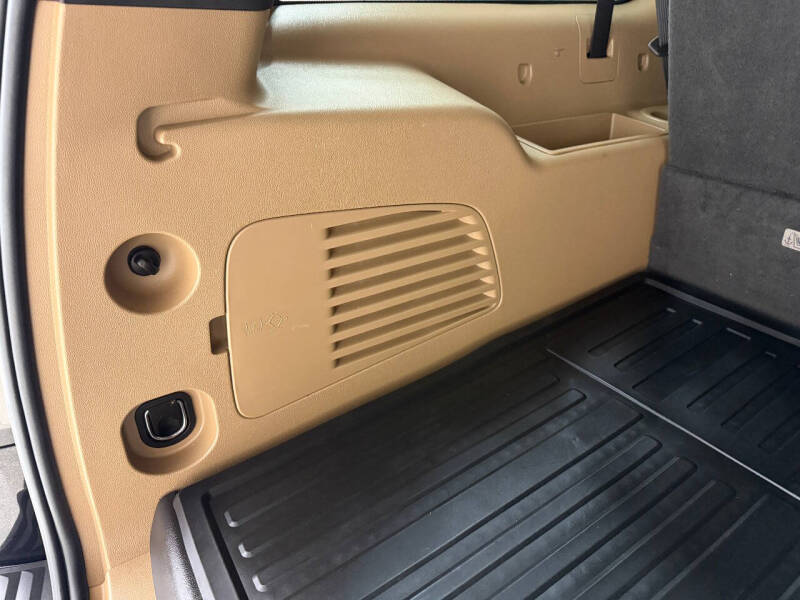 2019 Cadillac Escalade ESV Platinum