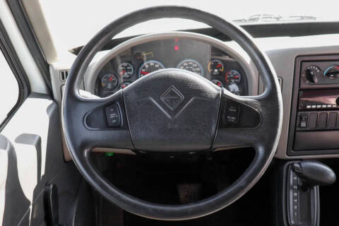 2018 International DuraStar 4300