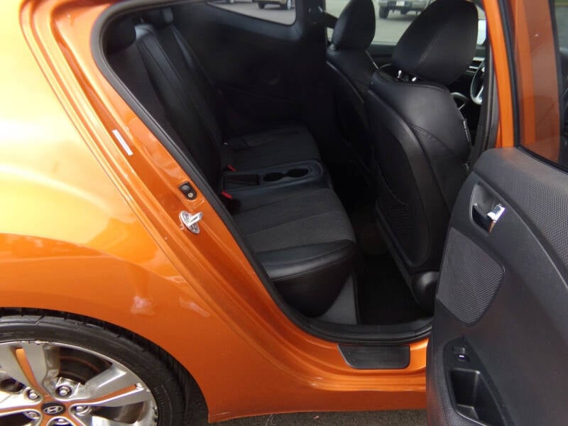 2012 Hyundai Veloster Base photo 7