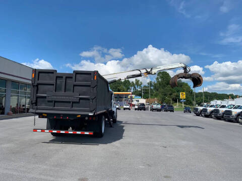 2015 Freightliner M2 106