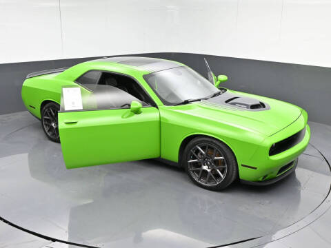 2017 Dodge Challenger R/T Plus