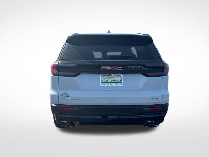 2026 GMC Acadia AT4