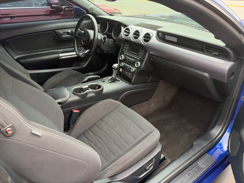 2016 Ford Mustang EcoBoost Premium