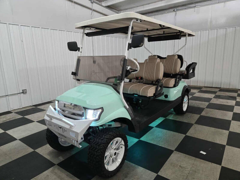 2022 Kodiak Defender 6 Passenger