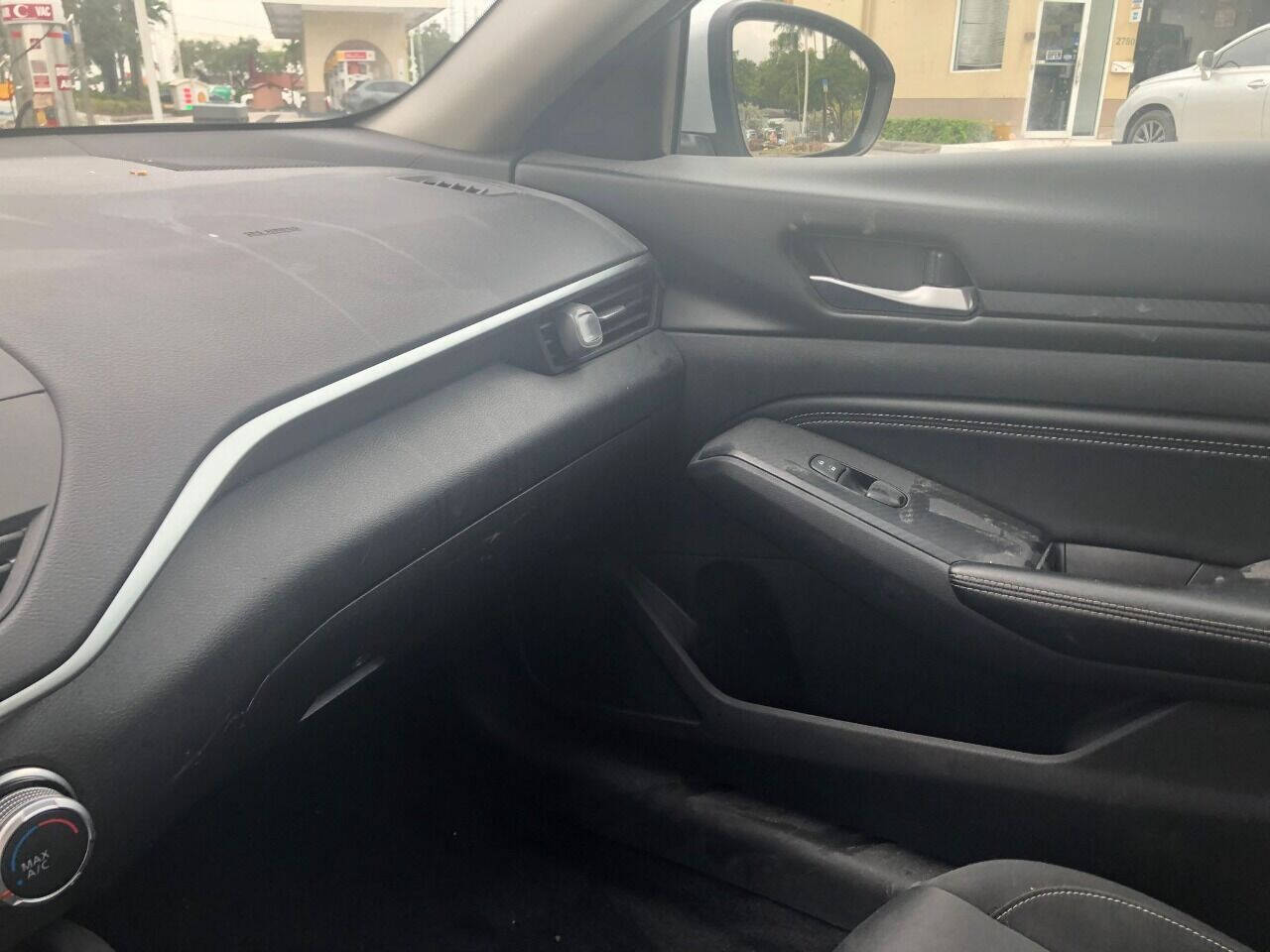 2020 NISSAN Altima Sedan - $17,500