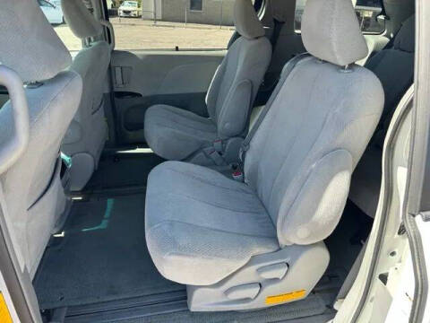 2012 Toyota Sienna
