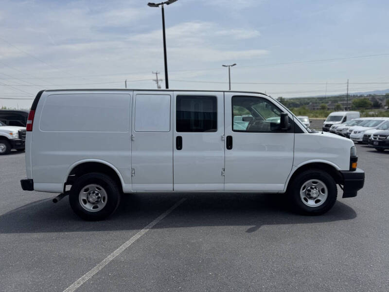 2021 Chevrolet Express 2500