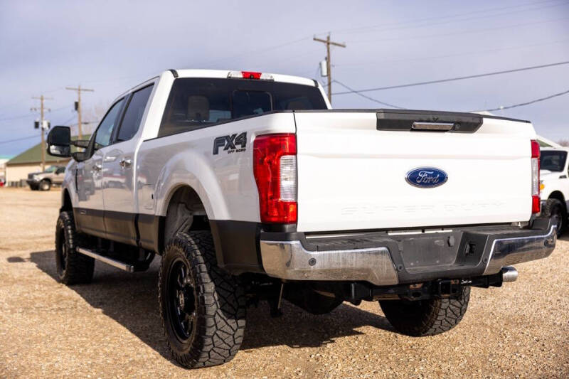 2017 Ford F-350 Super Duty Lariat