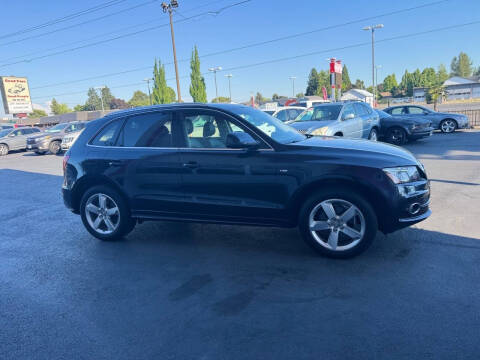 2012 Audi Q5 3.2 quattro Premium Plus