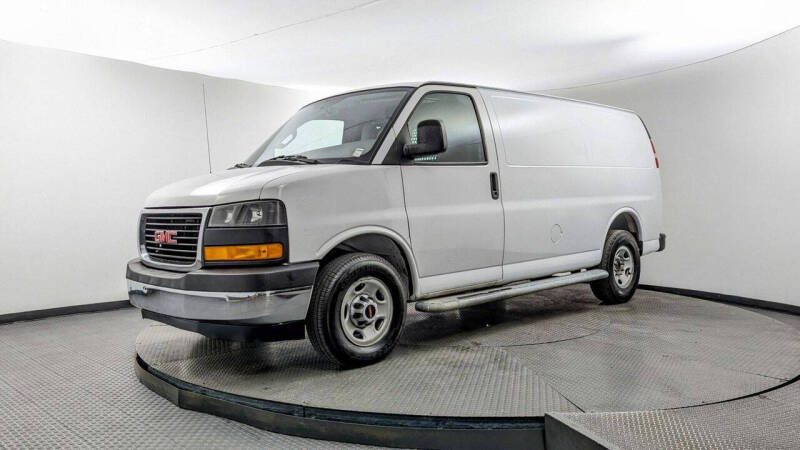 2017 GMC Savana 2500