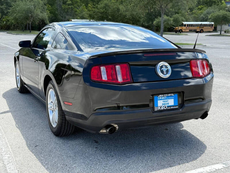 2011 Ford Mustang V6 Premium