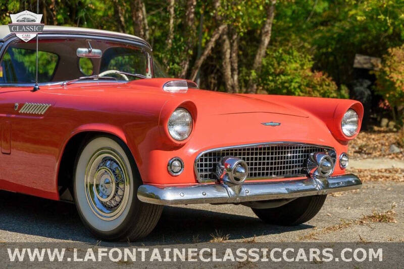 1956 Ford Thunderbird