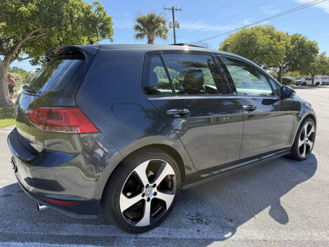2015 Volkswagen Golf GTI SE