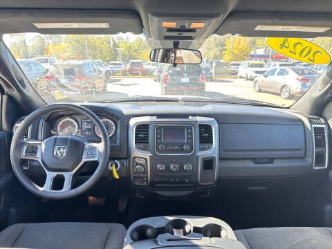 2024 RAM 1500 Classic Warlock