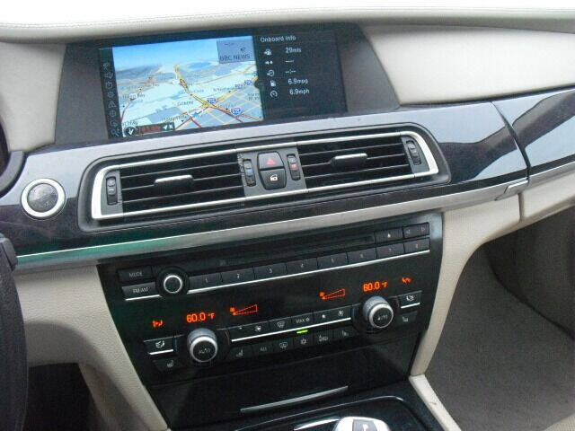 2009 BMW 7 Series 750Li