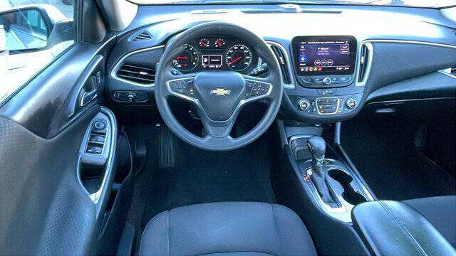 2022 Chevrolet Malibu LT