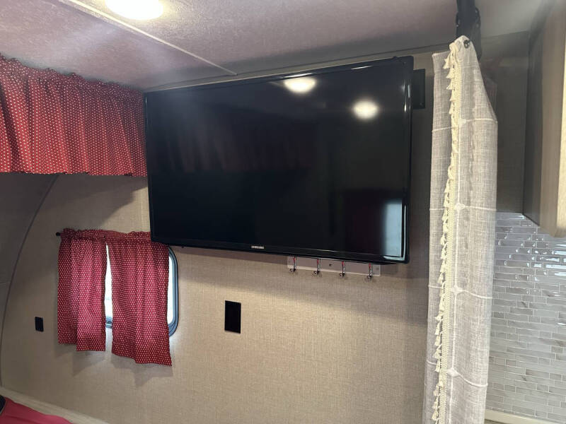 2022 Coachmen RV Summit 184FQS