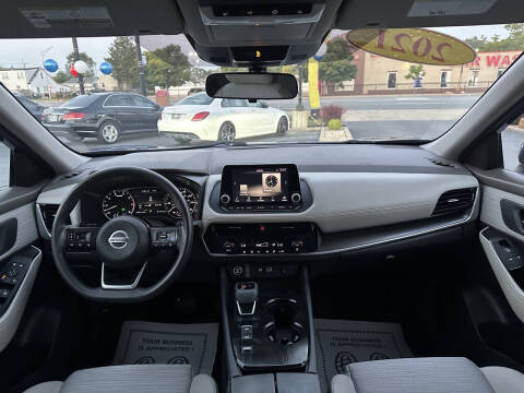 2021 Nissan Rogue SV