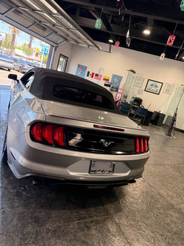 2020 Ford Mustang EcoBoost Premium