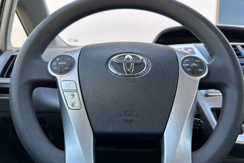 2014 Toyota Prius v