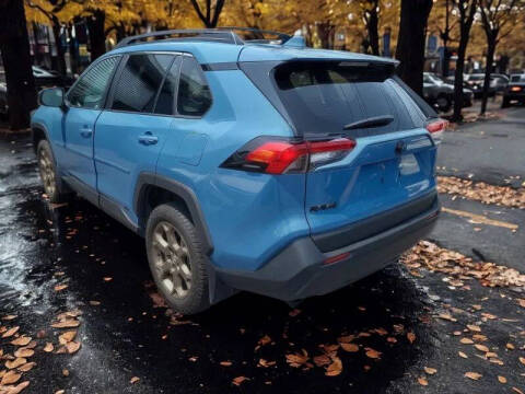 2023 Toyota RAV4 Hybrid Woodland Edition