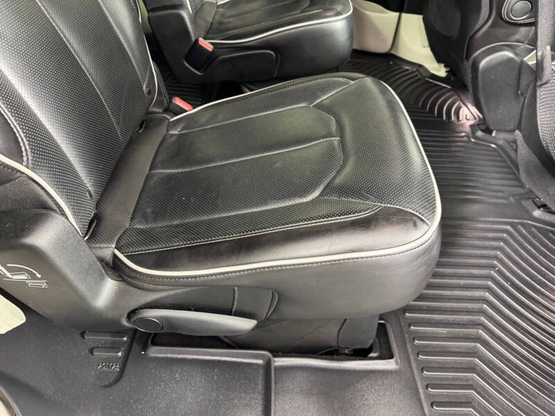 2022 Chrysler Pacifica Limited