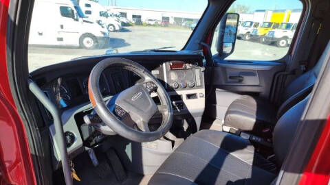 2020 Freightliner Cascadia