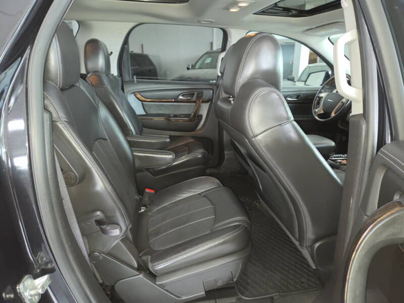 2013 GMC Acadia Denali