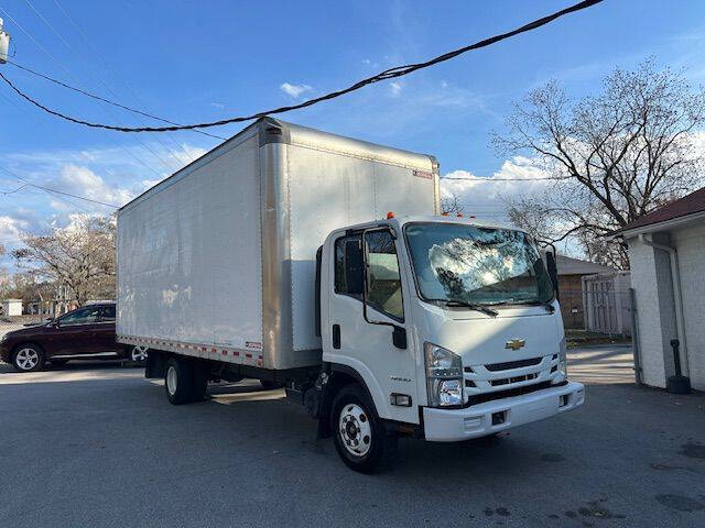 2019 Chevrolet Low Cab Forward Base's photo