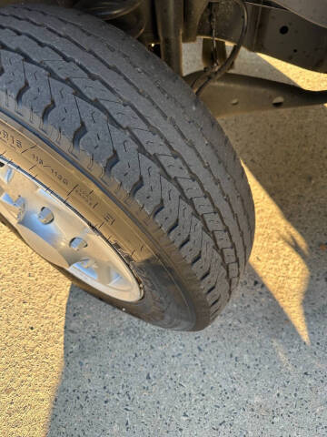 2009 Ford E-Series E-350 SD XLT