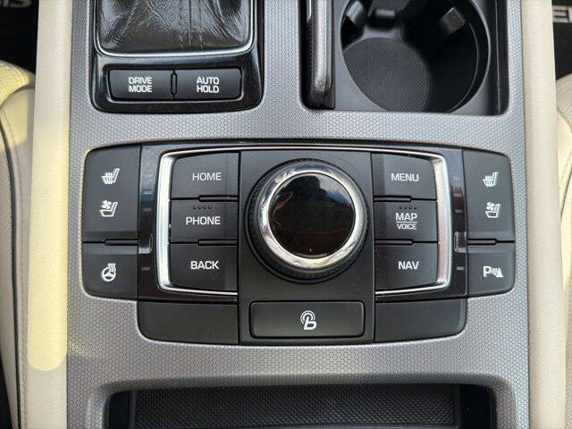 2016 Hyundai Genesis
