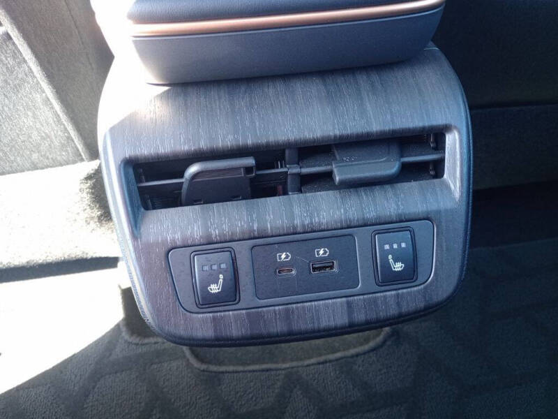 2023 Nissan Ariya Premiere