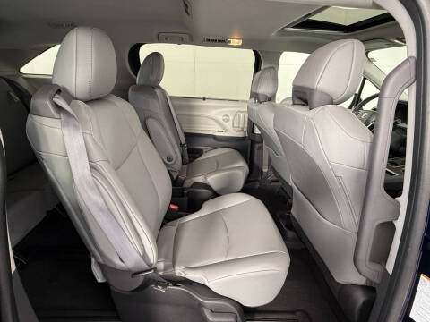 2022 Toyota Sienna XLE 7-Passenger