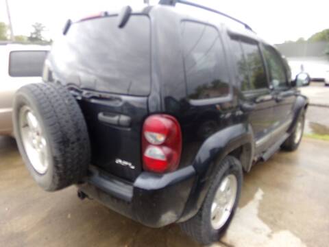 2006 Jeep Liberty for sale at English Autos in Grove City PA