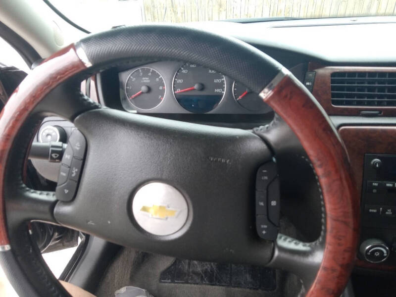 2011 Chevrolet Impala LT
