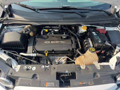 2016 Chevrolet Sonic LS Auto