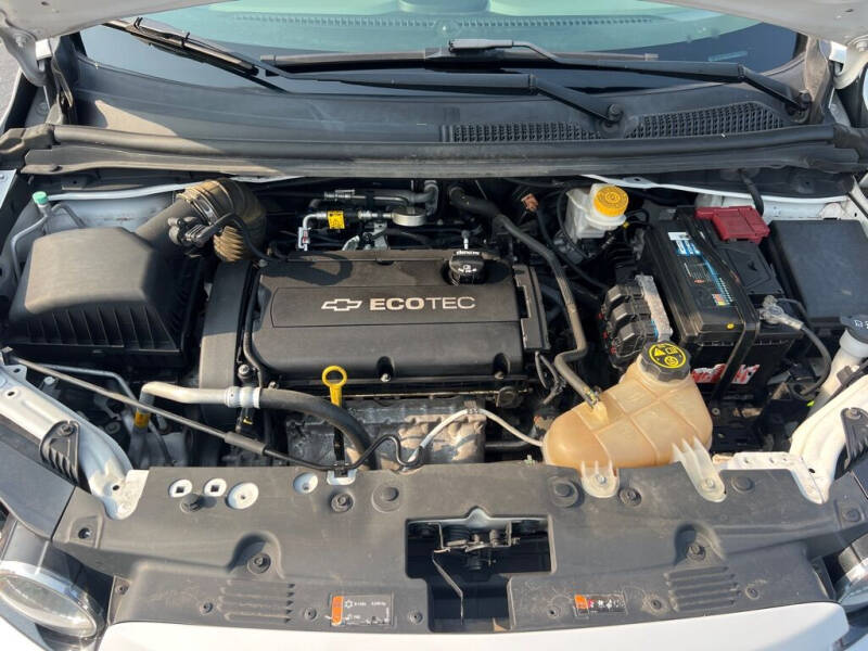 2016 Chevrolet Sonic LS Auto