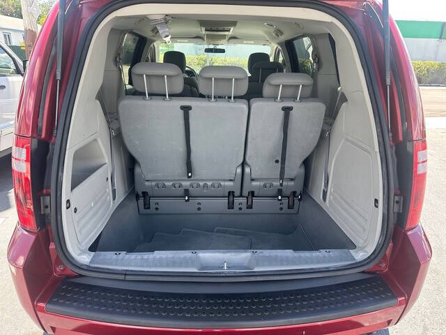 2009 Dodge Grand Caravan SE