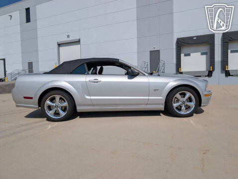 2005 Ford Mustang