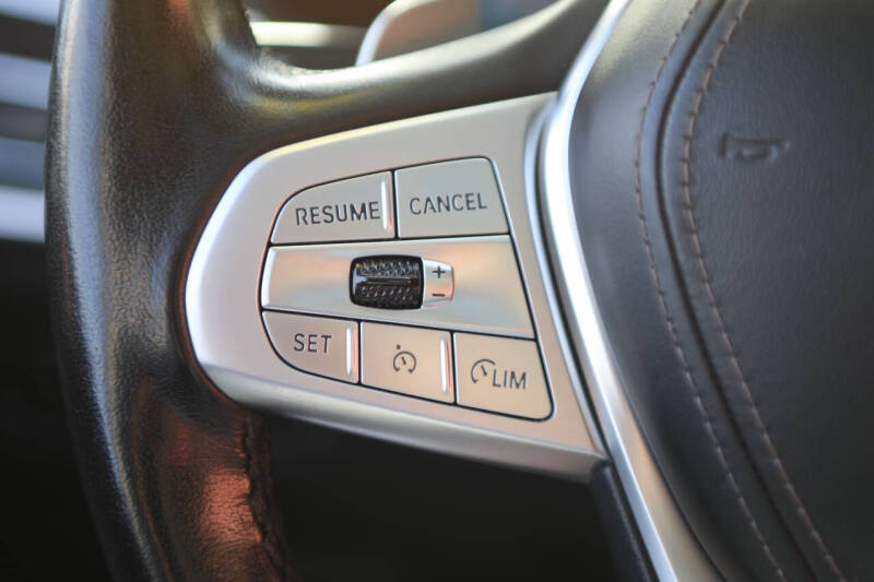 2021 BMW X7 xDrive40i