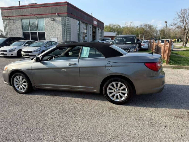 2012 Chrysler 200 Touring