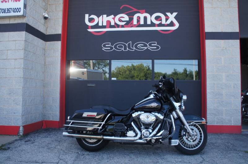 2012 Harley-Davidson Electra Glide Classic for sale at BIKEMAX, LLC - Project bikes in Palos Hills IL