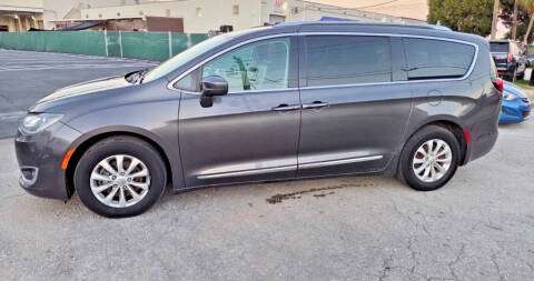 2019 Chrysler Pacifica Touring L