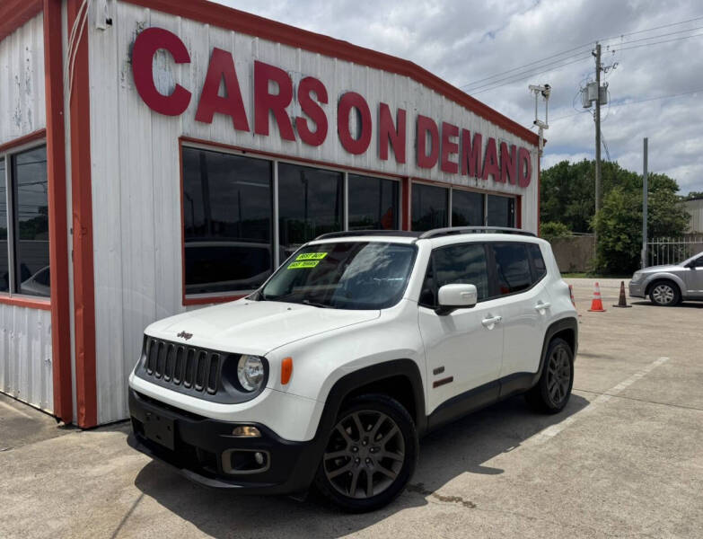 2016 Jeep Renegade Latitude's photo