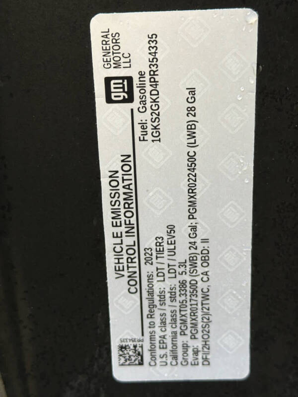 2023 GMC Yukon XL SLT