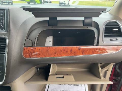 2015 Chrysler Town and Country Touring