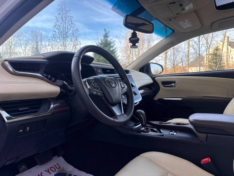 2013 Toyota Avalon XLE Premium