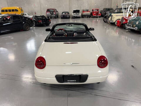 2003 Ford Thunderbird